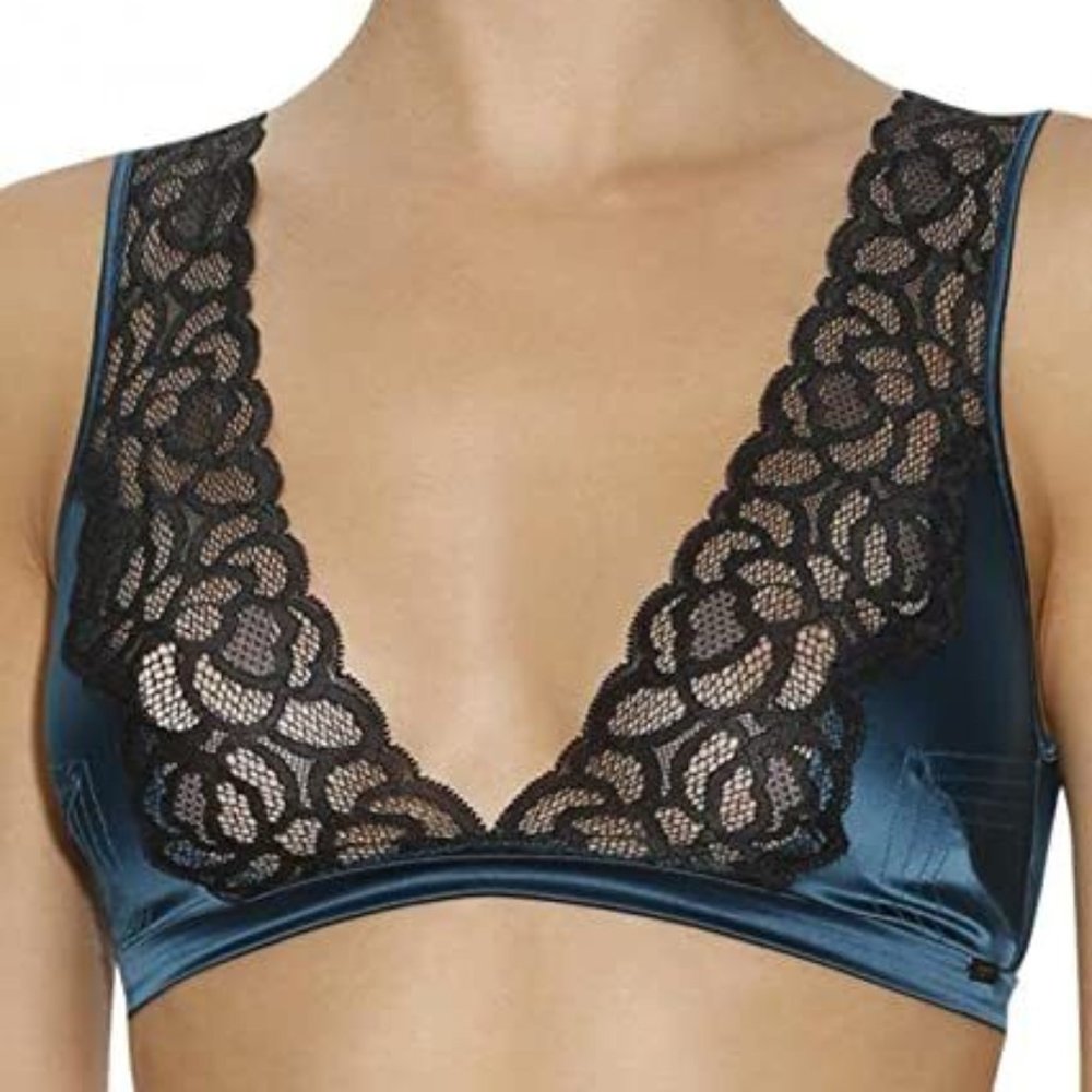Calvin Klein Women Fearless Plunge Sheer Lace Wirefree size small
